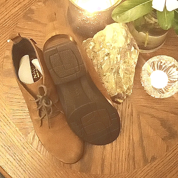 New NAOT Suede ANKLE BOOTIES Orthopedic Insole/ Flexible Shock Absorbing Soles - Picture 10 of 13